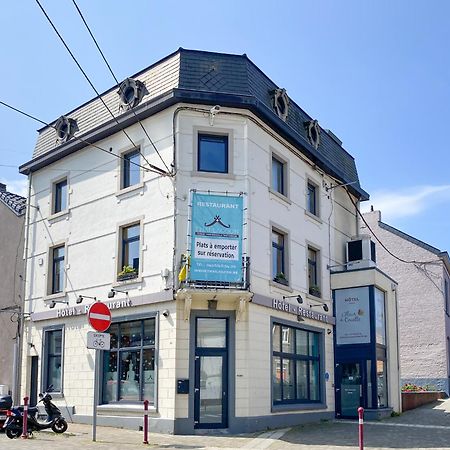 Hotel A Fleur De Couette Auvelais Exterior foto